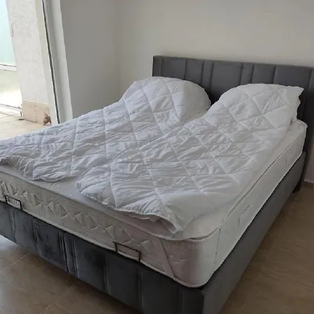 アパート Marianne'S Luxury One Bed Apart サニービーチ